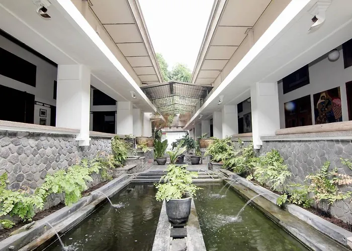 Roemahkoe Heritage Hotel Surakarta 